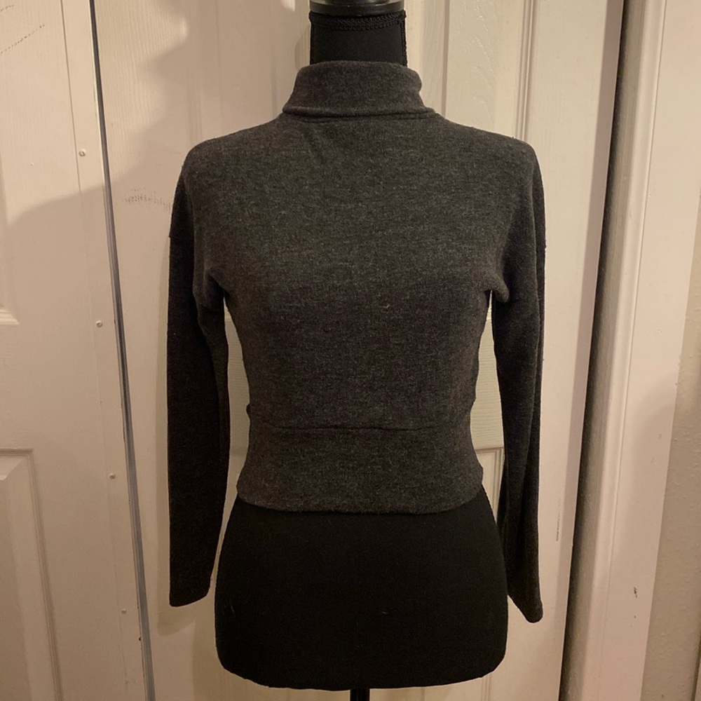 Women’s turtleneck | crop top | medium | gray